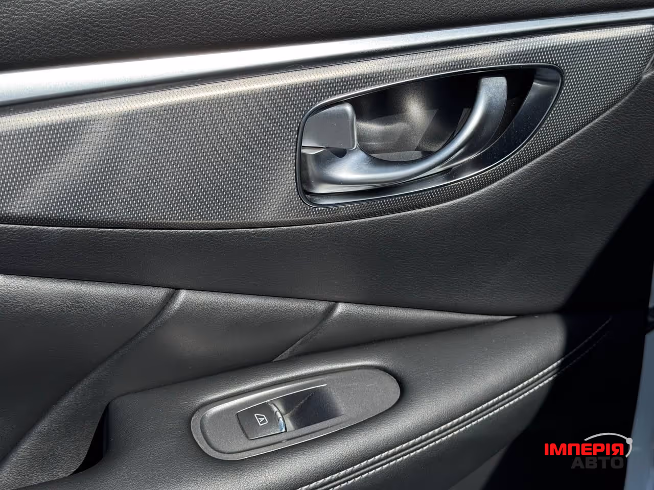 Infiniti Q50 - фото 43