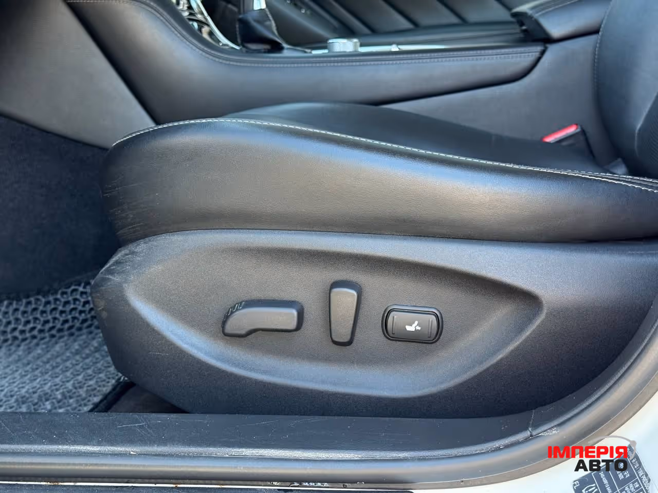 Infiniti Q50 - фото 25