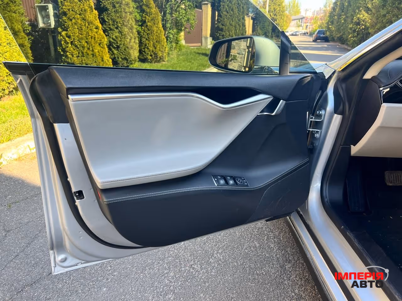 Tesla Model S - фото 15