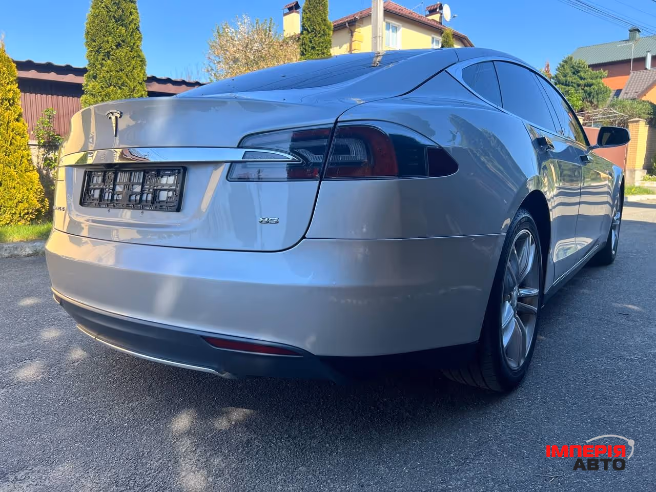 Tesla Model S - фото 9