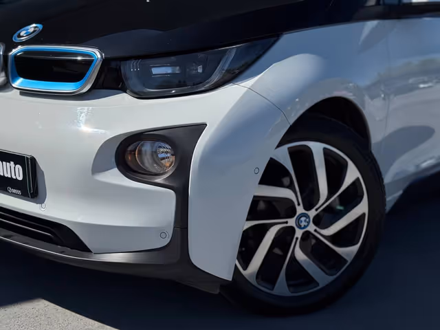 BMW i3 - фото 3