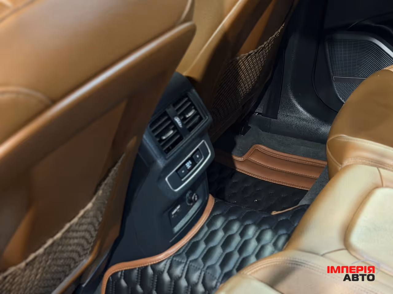 Audi Q5 Sportback - фото 19