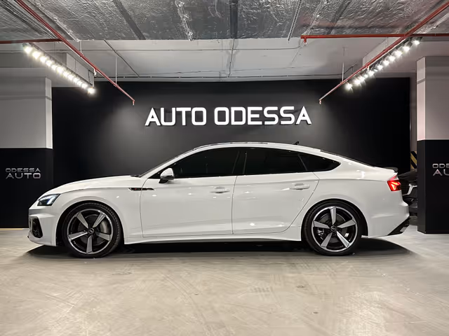 Audi A5 - фото 5