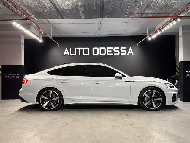 Audi A5 - фото 4