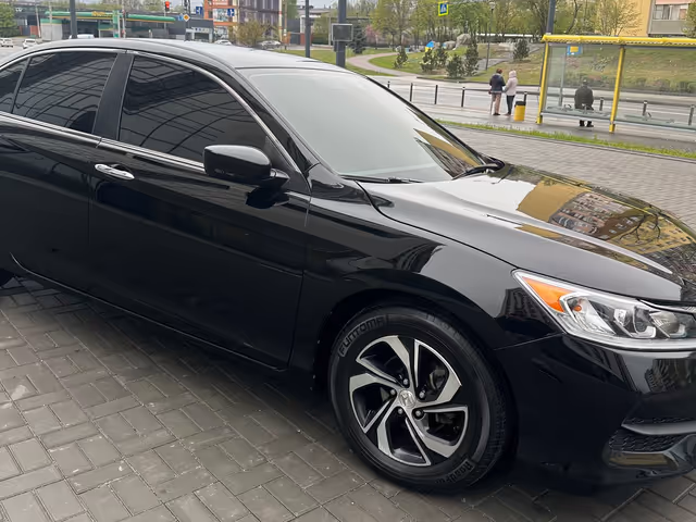 Honda Accord - фото 3