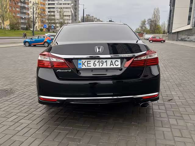 Honda Accord - фото 2