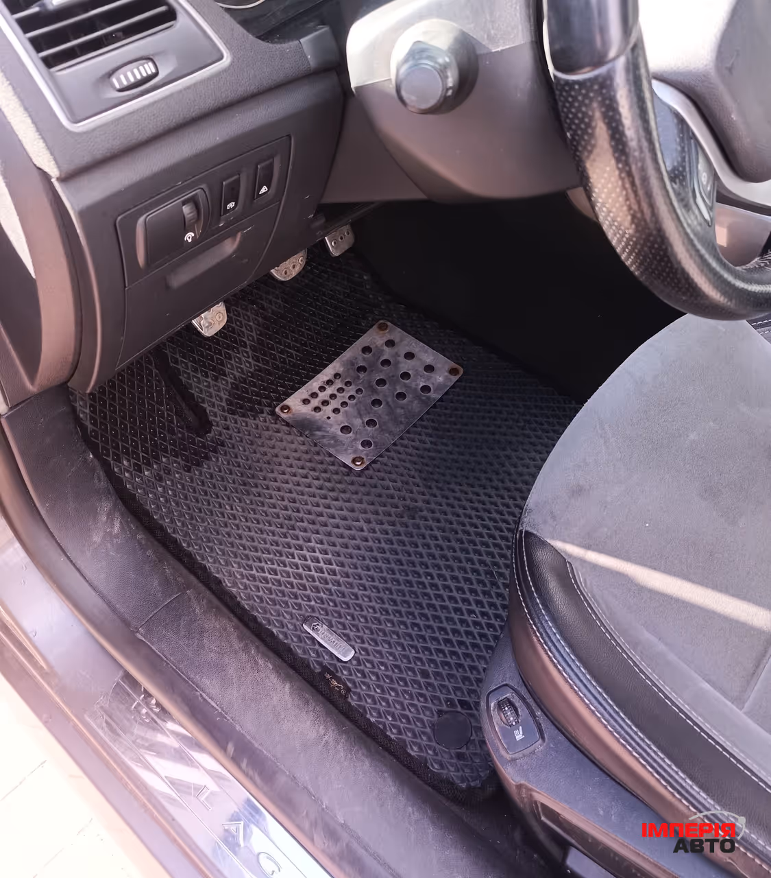 Renault Laguna - фото 18