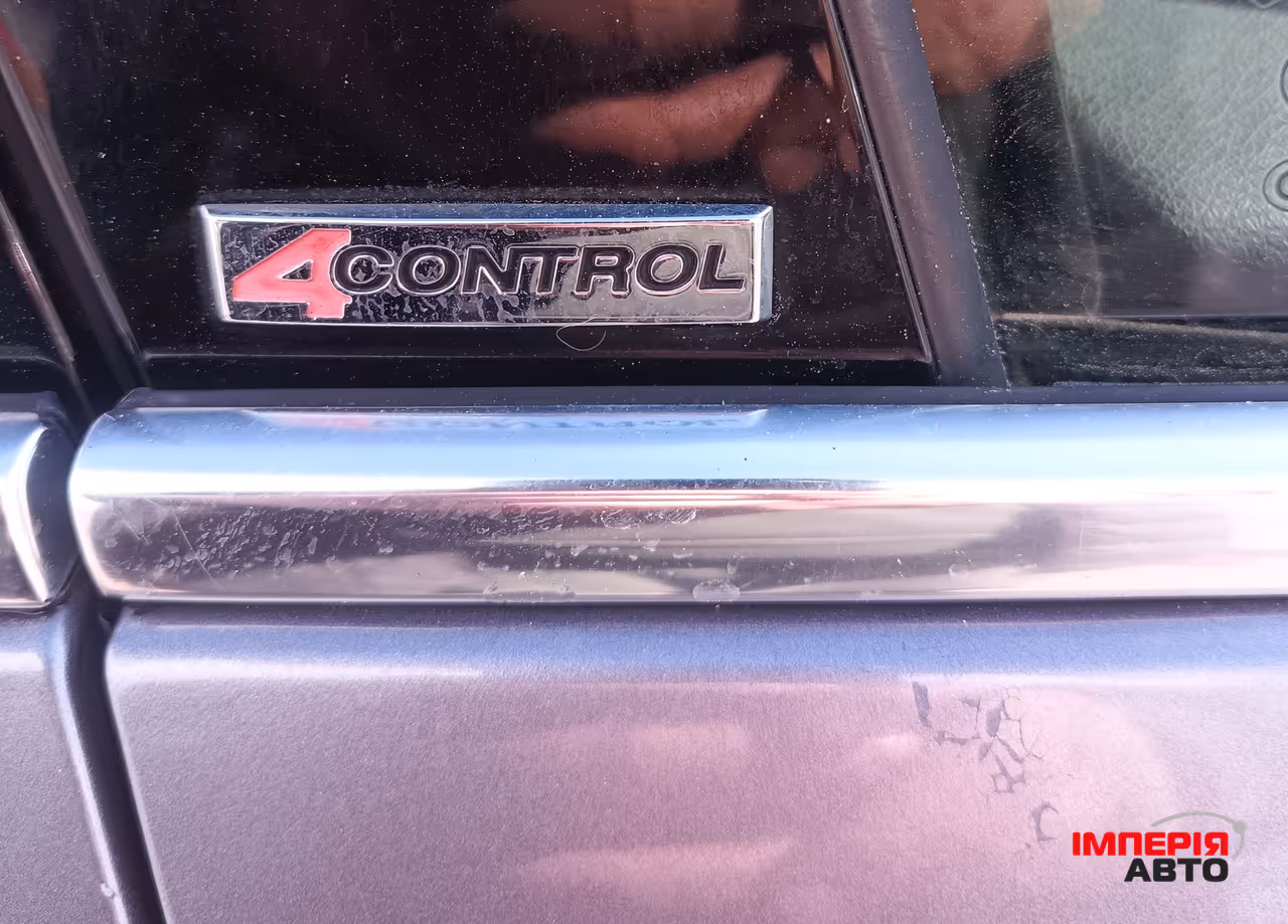 Renault Laguna - фото 8