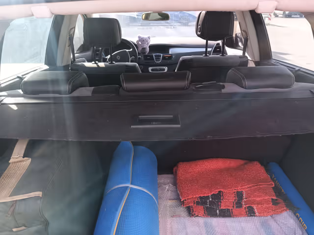 Renault Laguna - фото 3