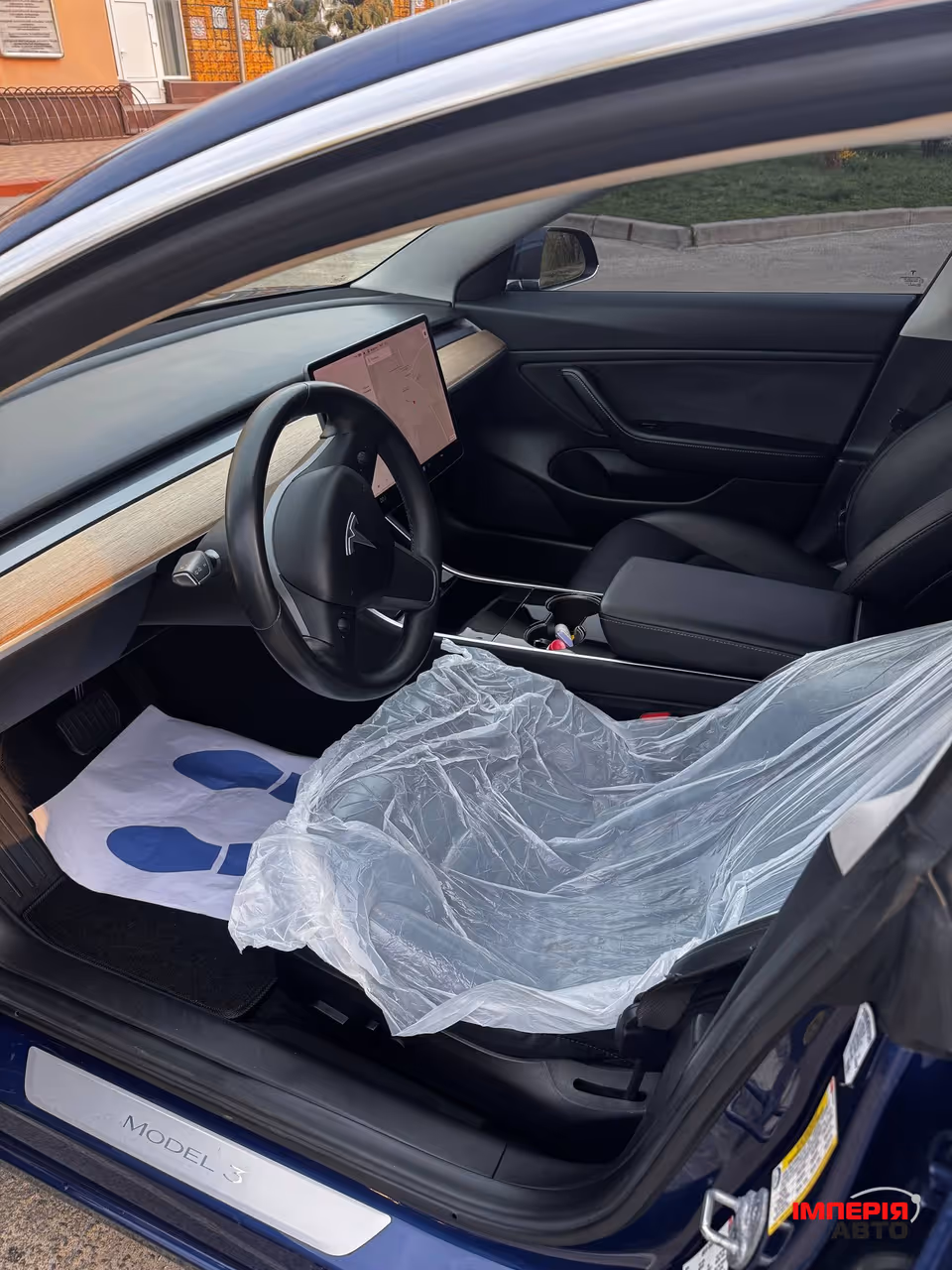 Tesla Model 3 - фото 7
