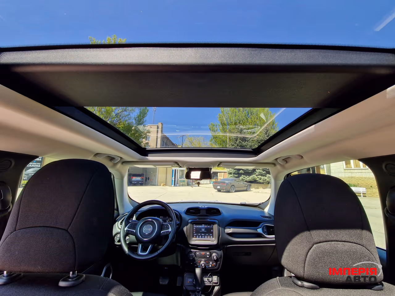 Jeep Renegade - фото 29