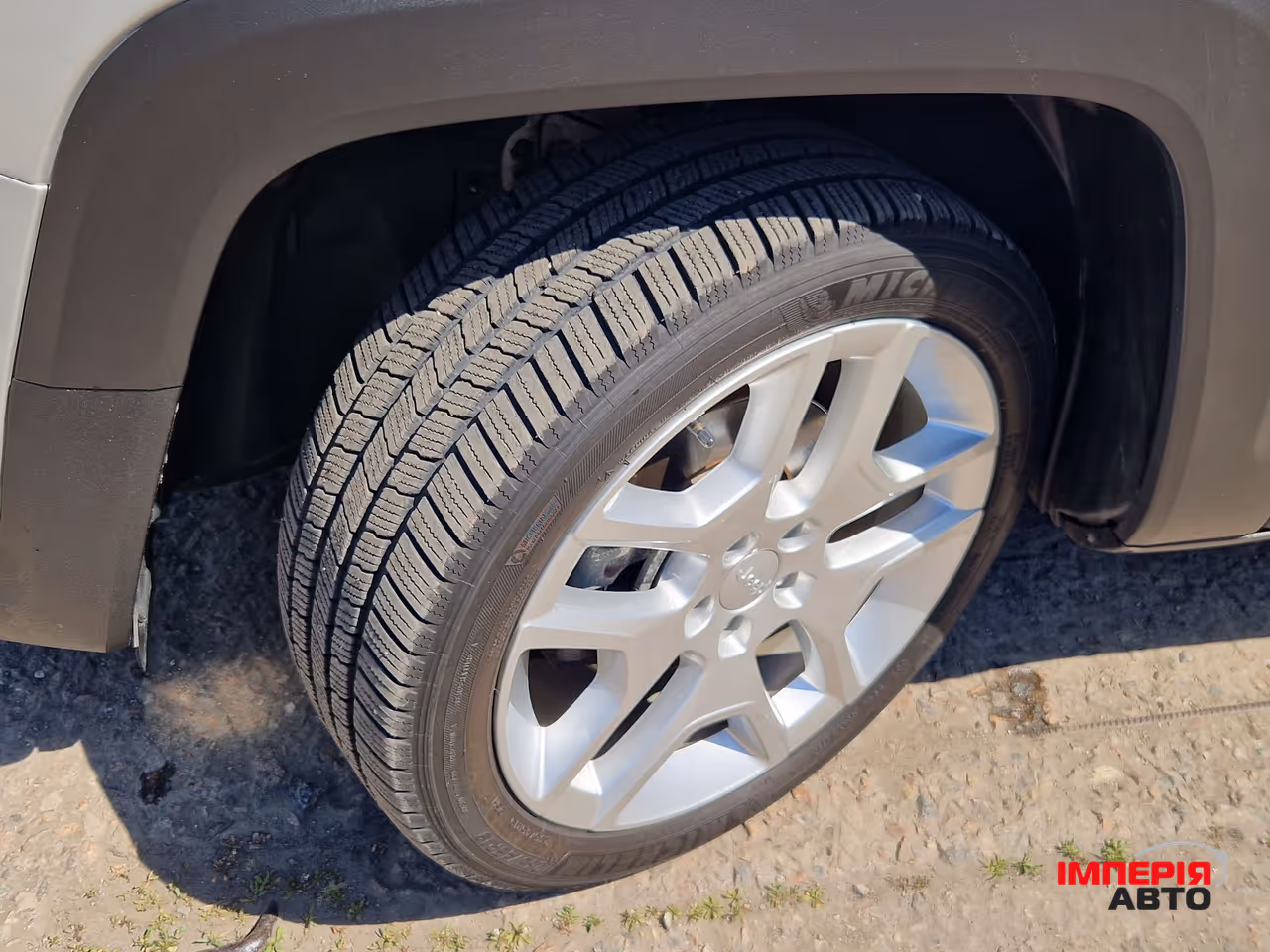 Jeep Renegade - фото 11
