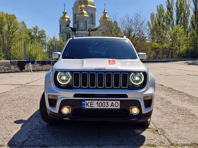 Jeep Renegade - фото 2