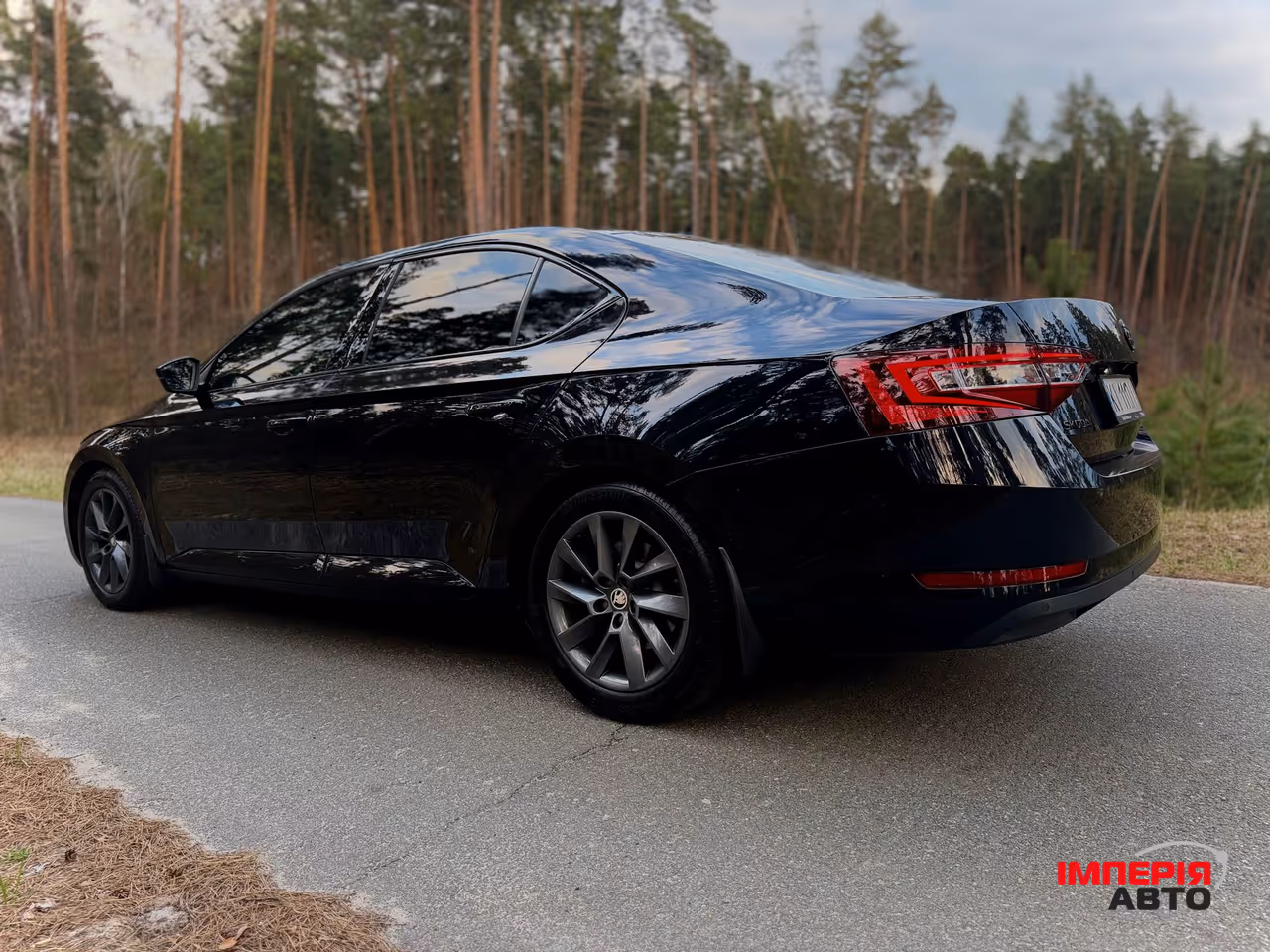 Skoda Superb - фото 22