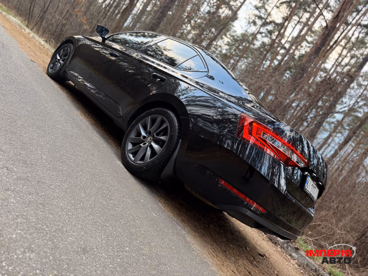 Skoda Superb - фото 11