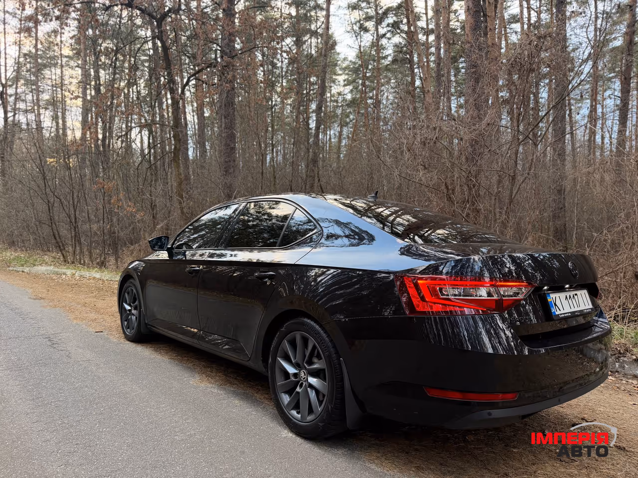 Skoda Superb - фото 12