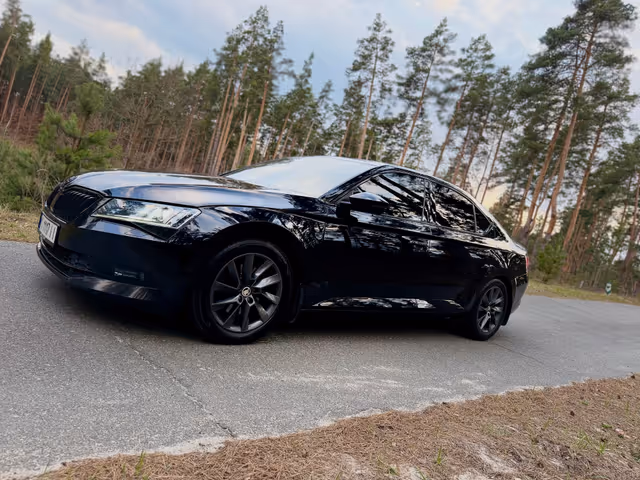 Skoda Superb - фото 1
