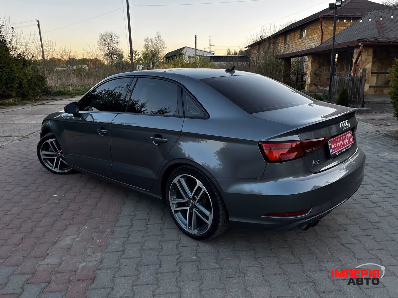 Audi A3 - фото 4