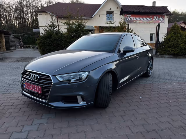 Audi A3 - фото 3