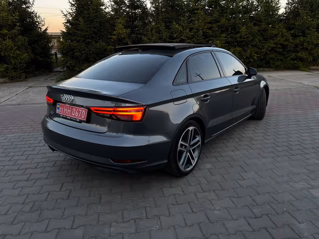 Audi A3 - фото 1