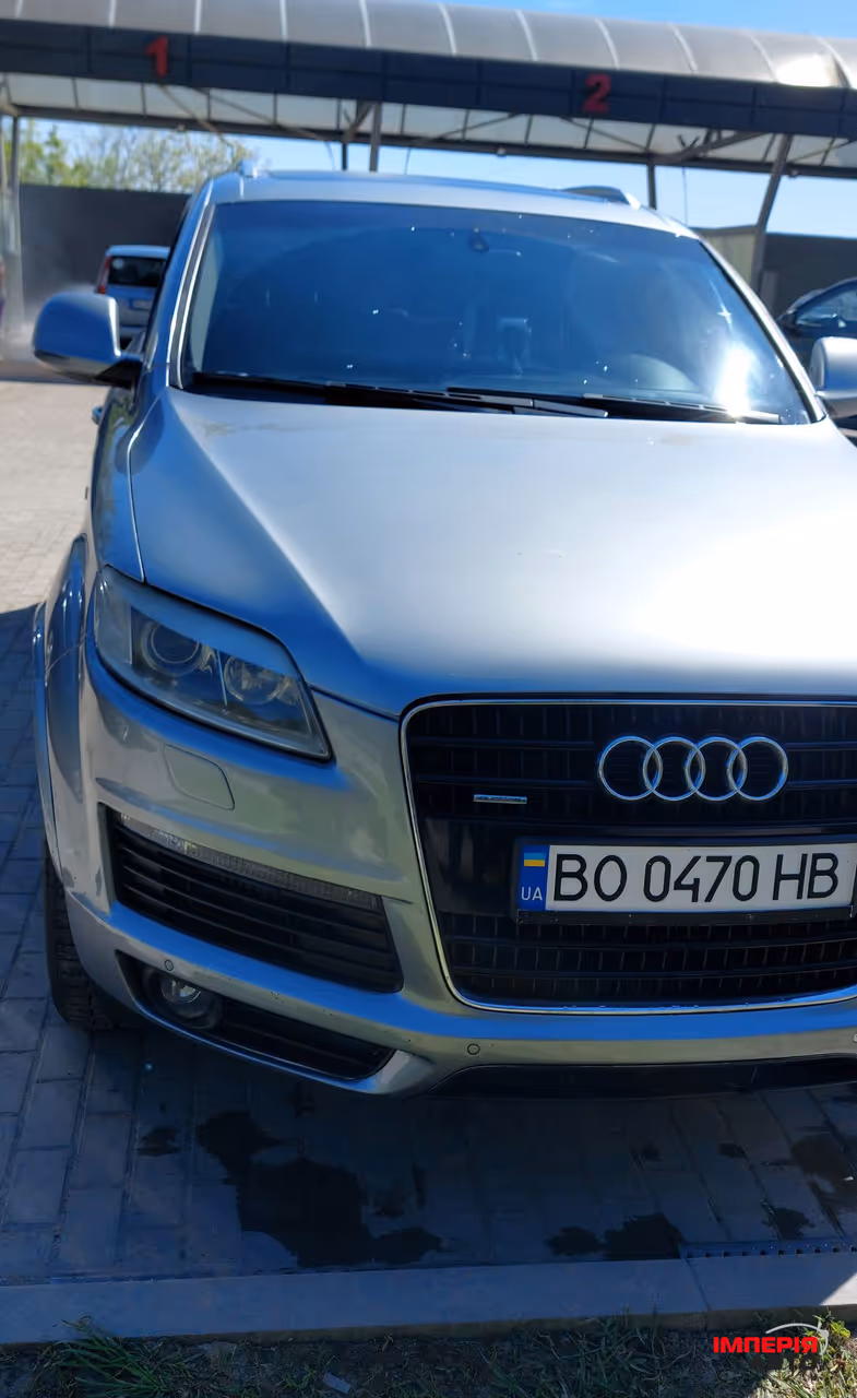 Audi Q7 - фото 3