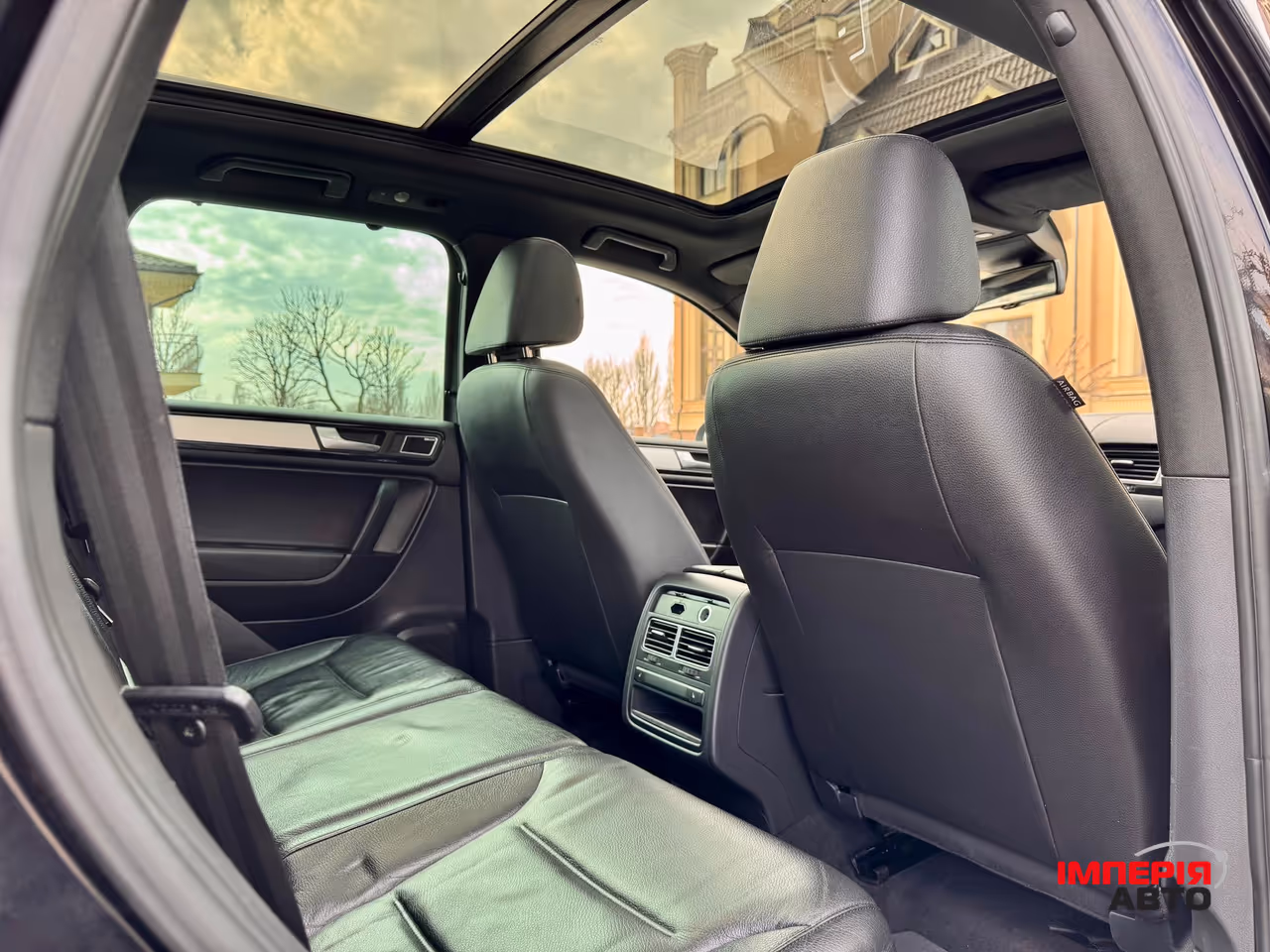 Volkswagen Touareg - фото 61