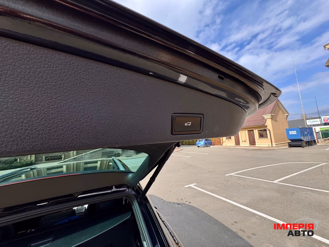 Volkswagen Touareg - фото 47