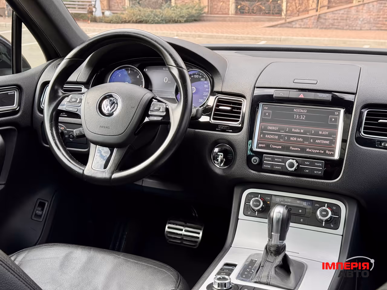 Volkswagen Touareg - фото 63