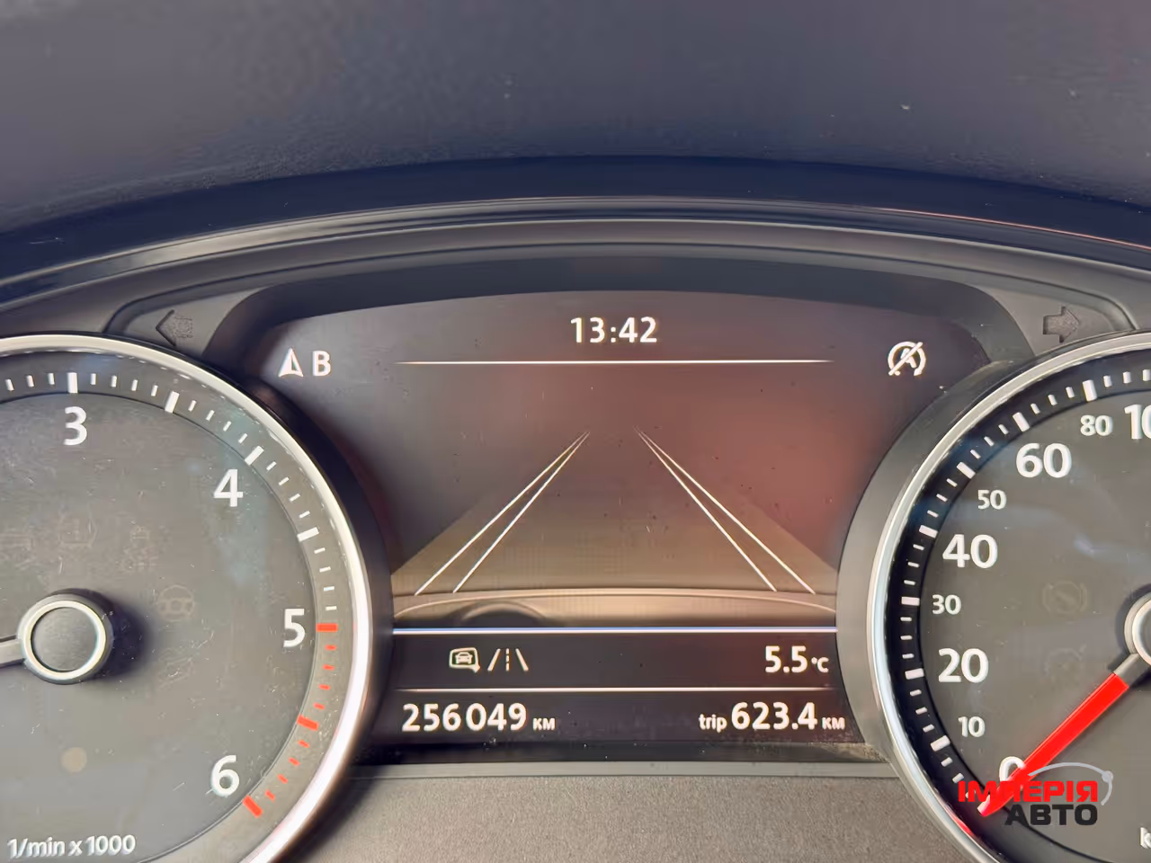 Volkswagen Touareg - фото 84