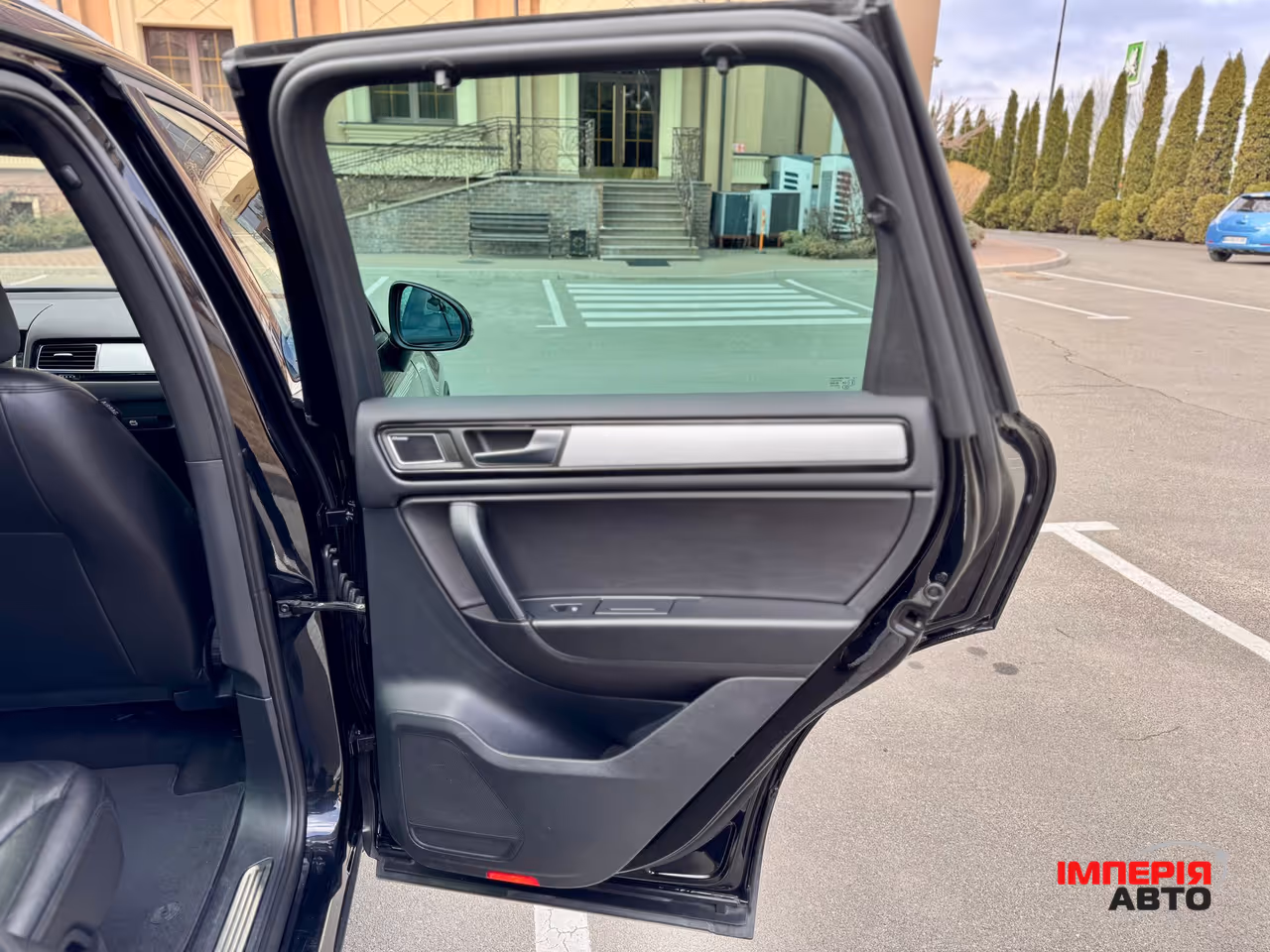 Volkswagen Touareg - фото 39