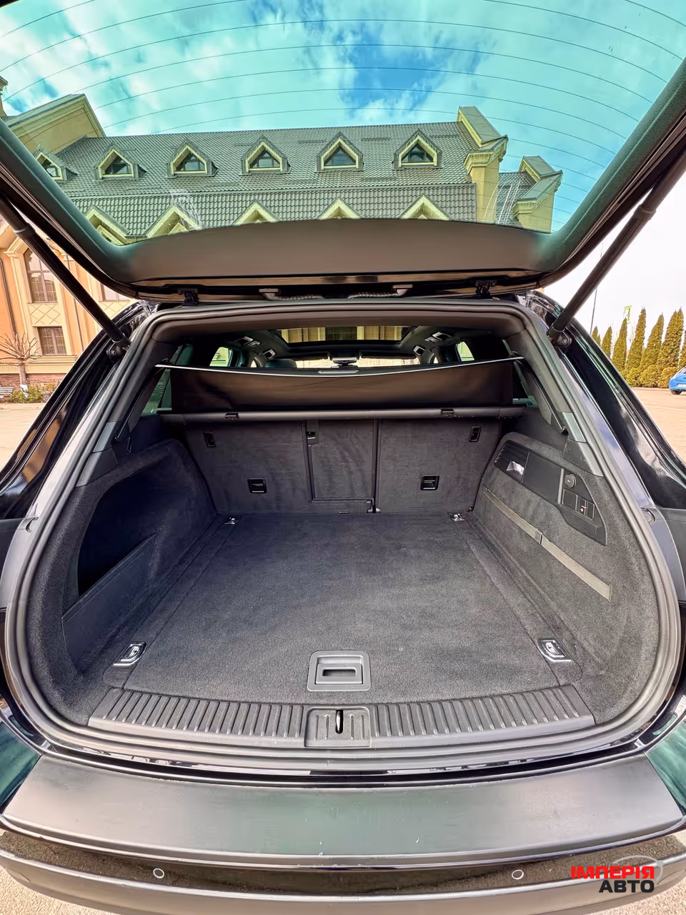 Volkswagen Touareg - фото 42