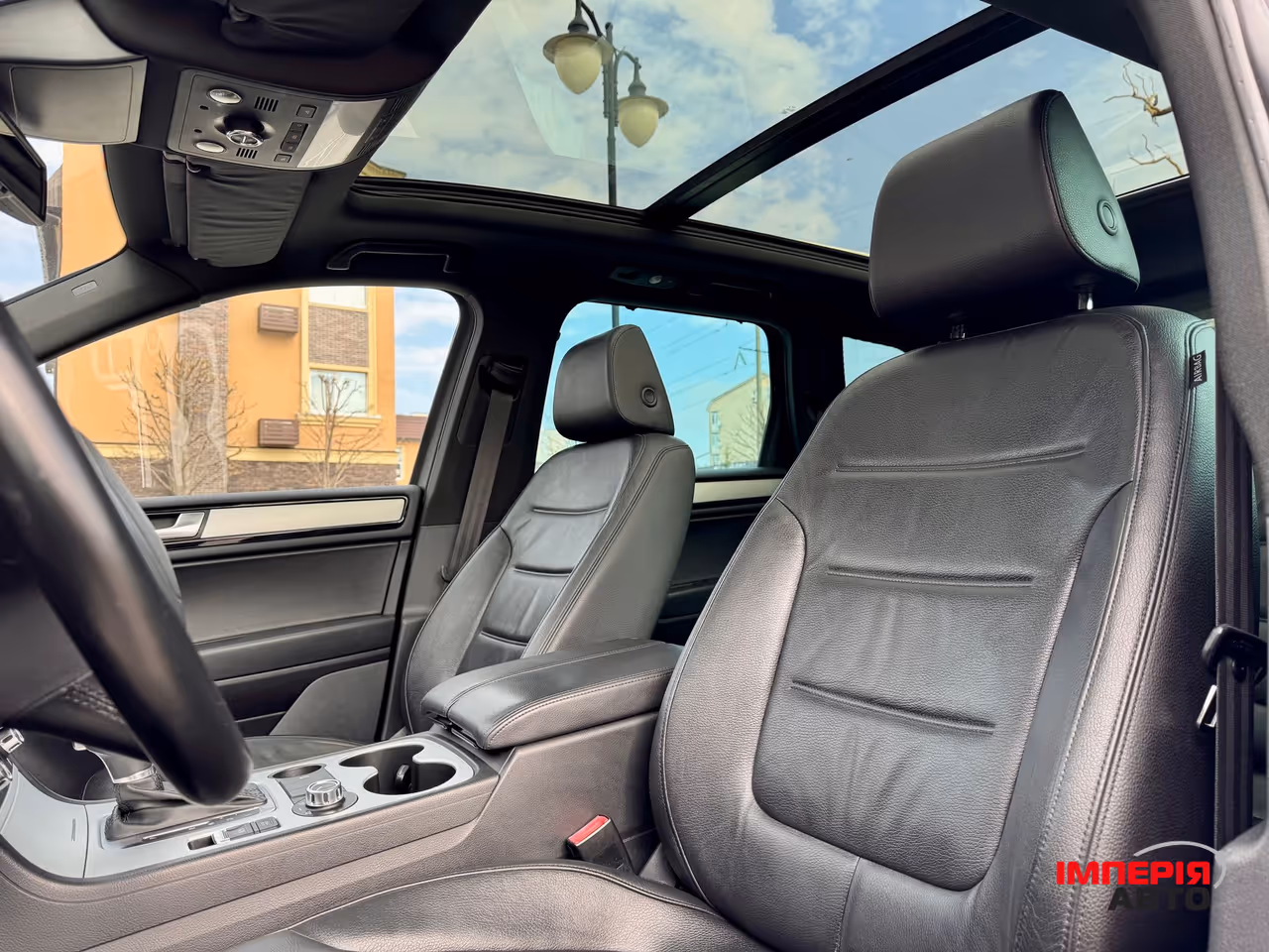 Volkswagen Touareg - фото 52