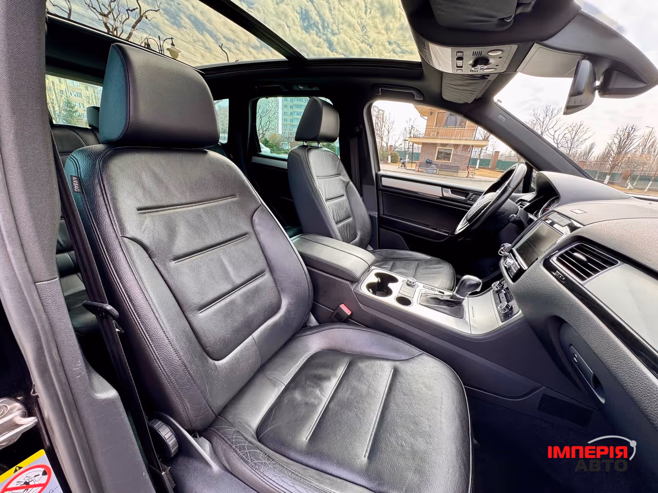 Volkswagen Touareg - фото 57
