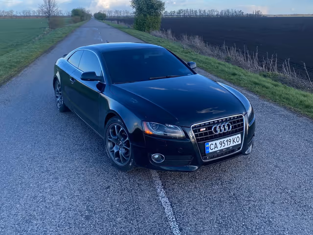Audi A5 - фото 1