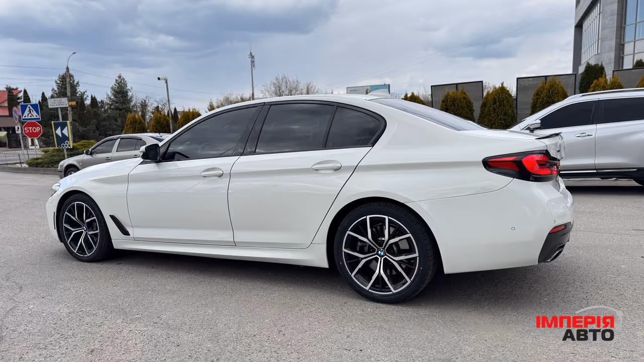 BMW 5 серії - фото 12