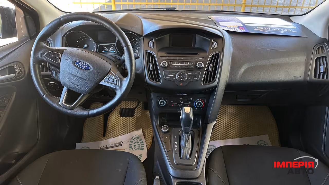 Ford Focus ST - фото 7
