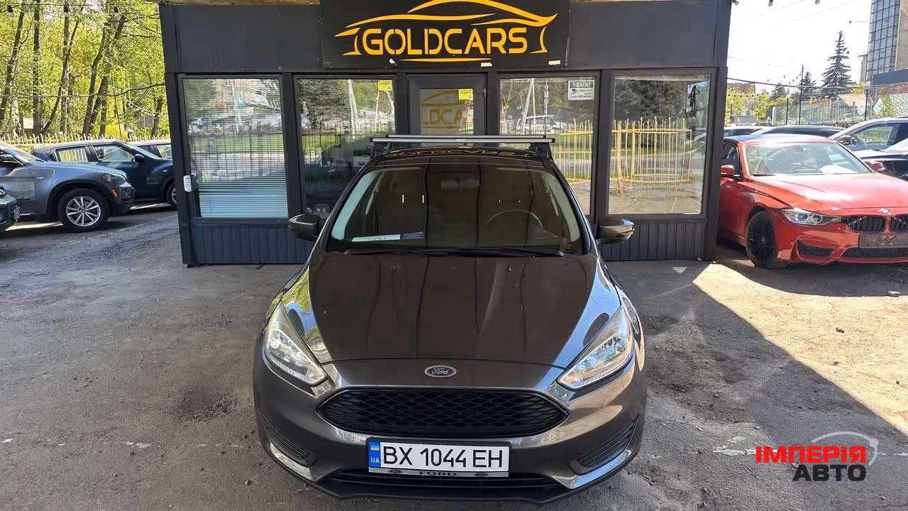 Ford Focus ST - фото 1