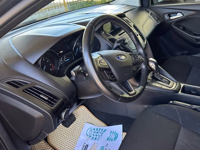 Ford Focus ST - фото 2