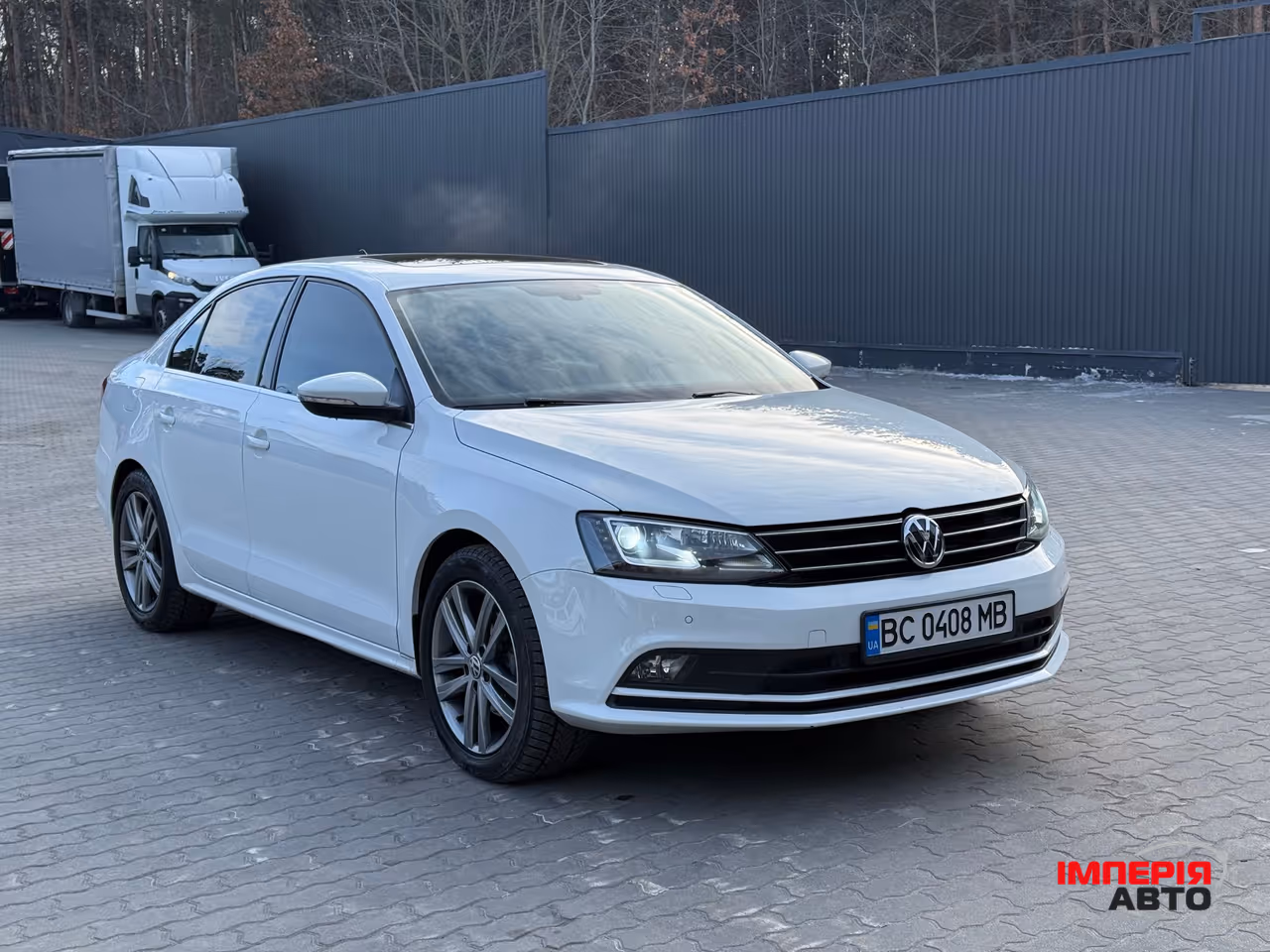 Volkswagen Jetta - фото 10
