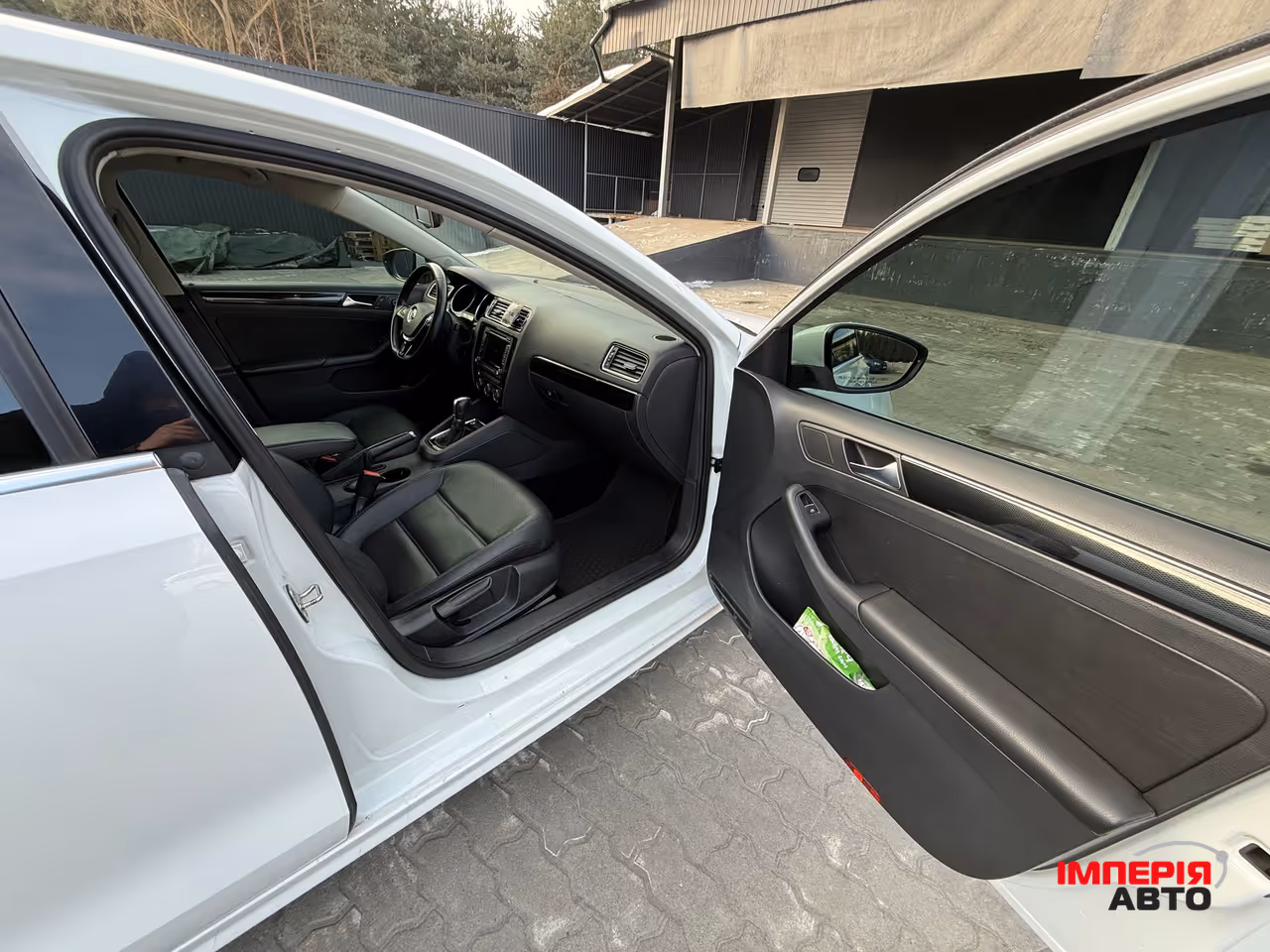 Volkswagen Jetta - фото 23