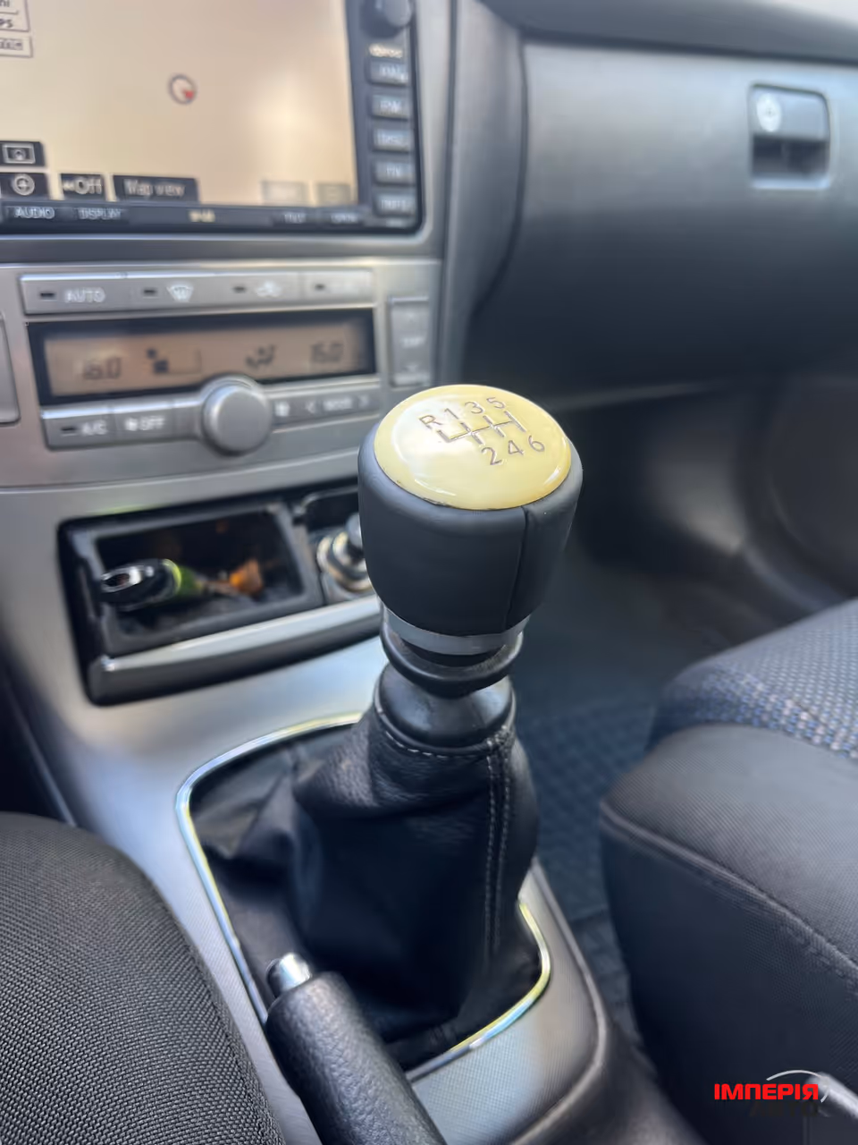 Toyota Avensis - фото 17