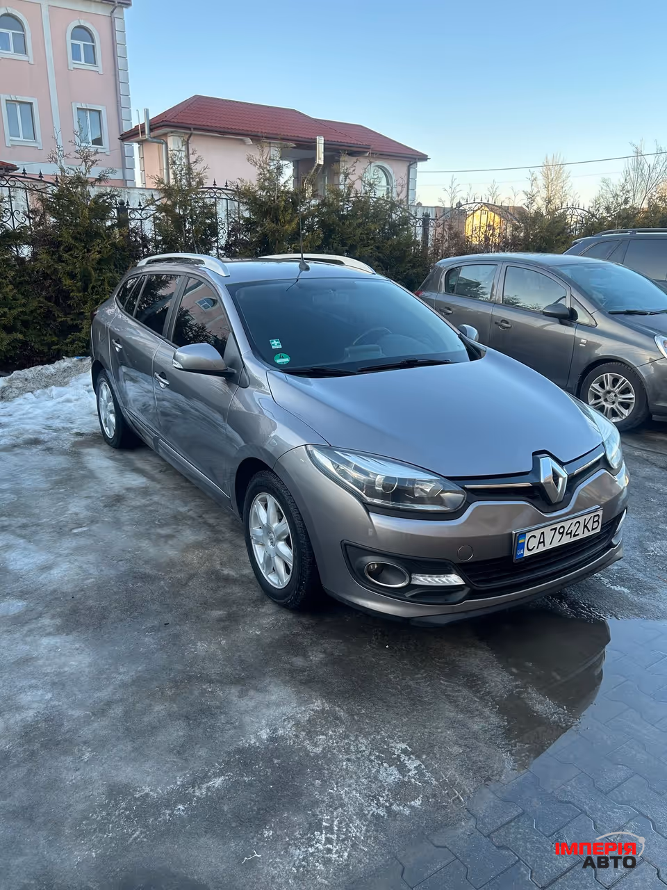 Renault Megane - фото 2