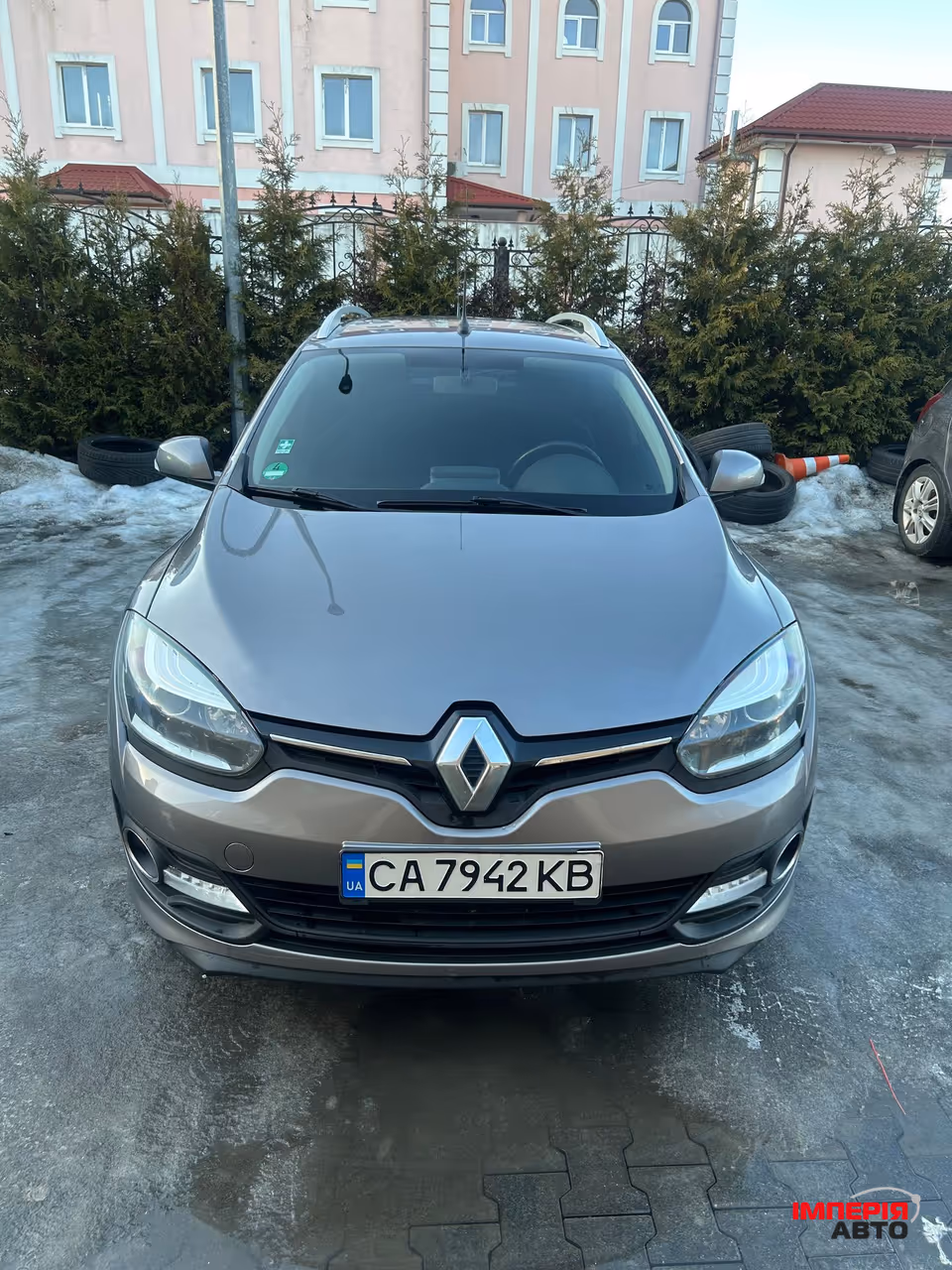 Renault Megane - фото 1