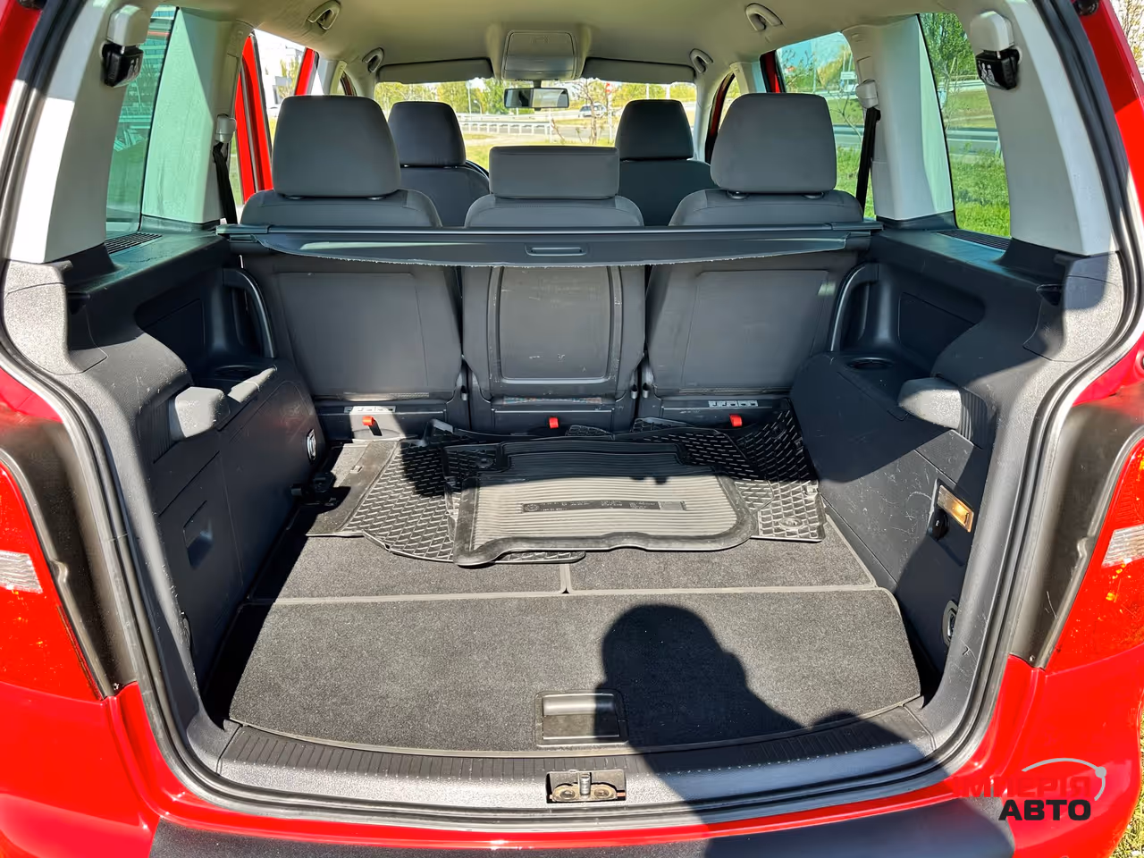 Volkswagen Touran - фото 45