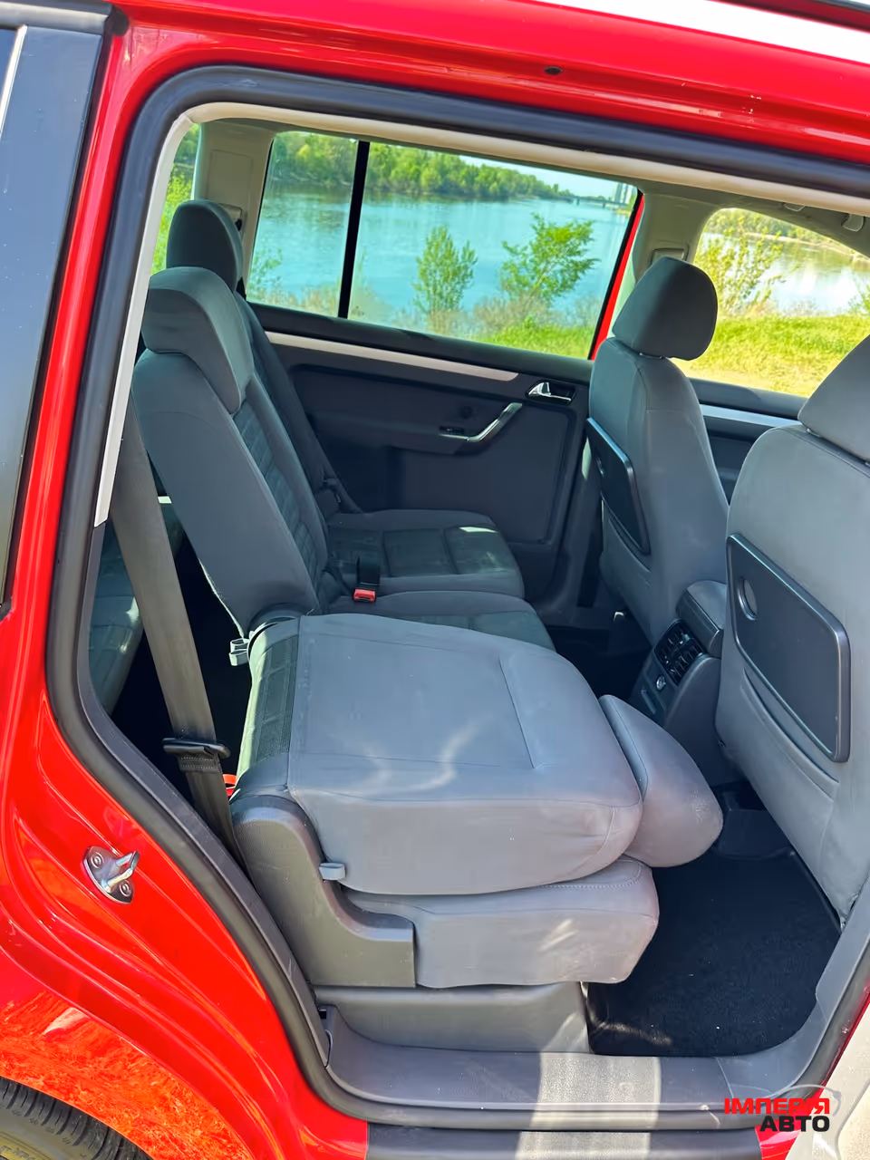 Volkswagen Touran - фото 31