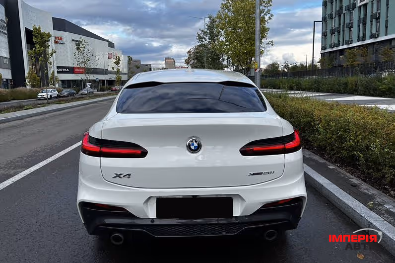BMW X4 - фото 10