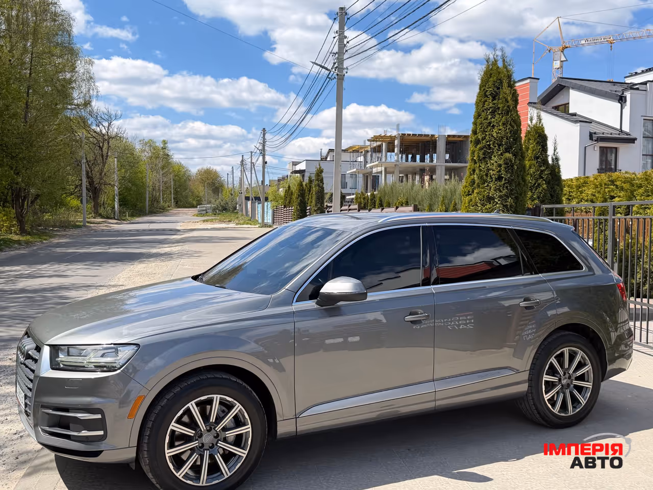 Audi Q7 - фото 4
