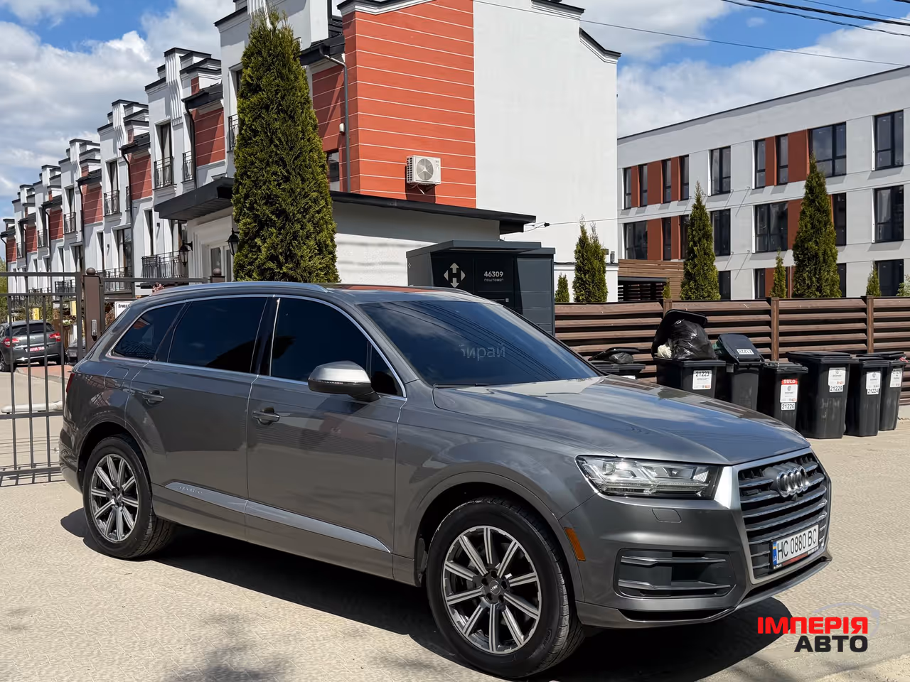 Audi Q7 - фото 13