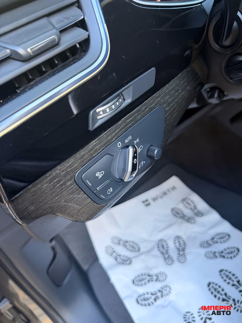 Audi Q7 - фото 20