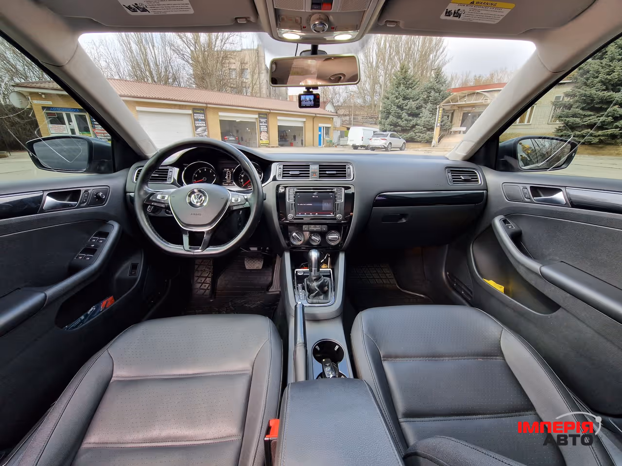 Volkswagen Jetta - фото 23